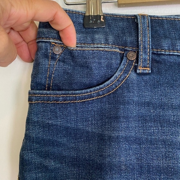 Talbots Flawless Five Pockets Skinny jeans Size 10 Cropped Women's Color Blue - Picture 4 of 9